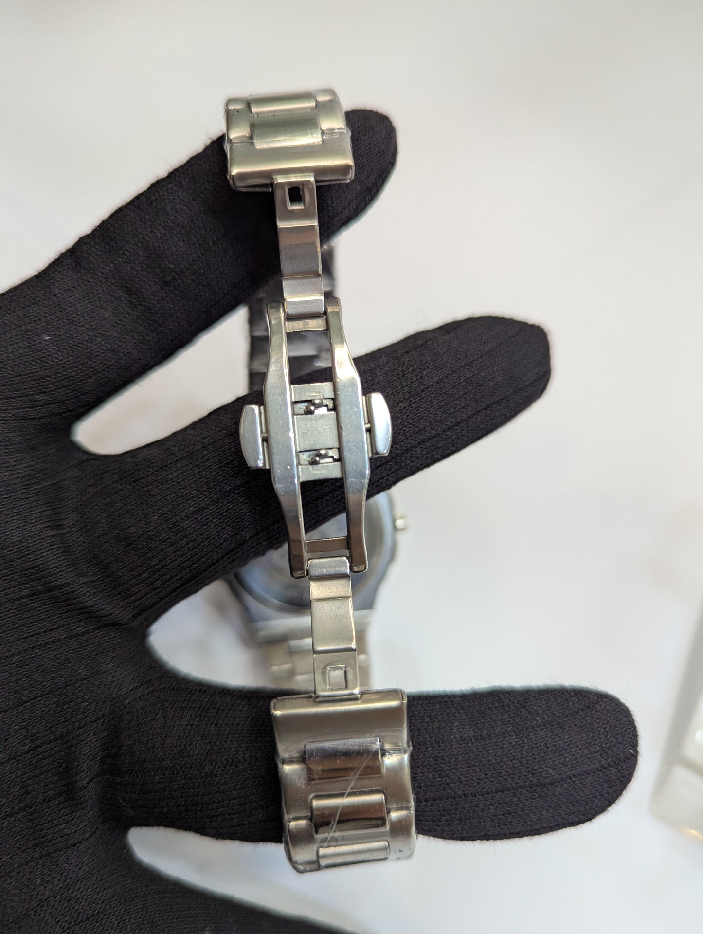 Viokai Two-Tone Stainless Steel Analog Wrist Watch