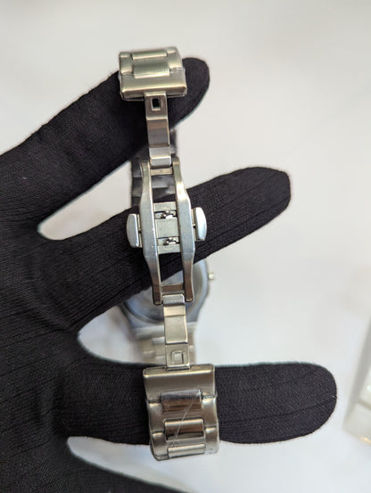 Viokai Two-Tone Stainless Steel Analog Wrist Watch