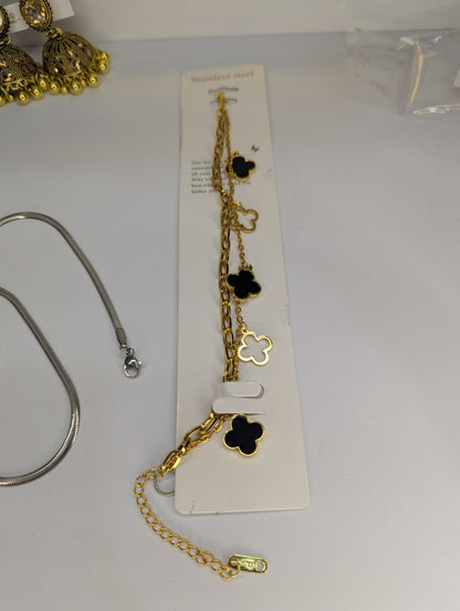 ✨ DEAL 1 – Elegant Jewelry Set (3 Rings + Necklace + Bracelet)